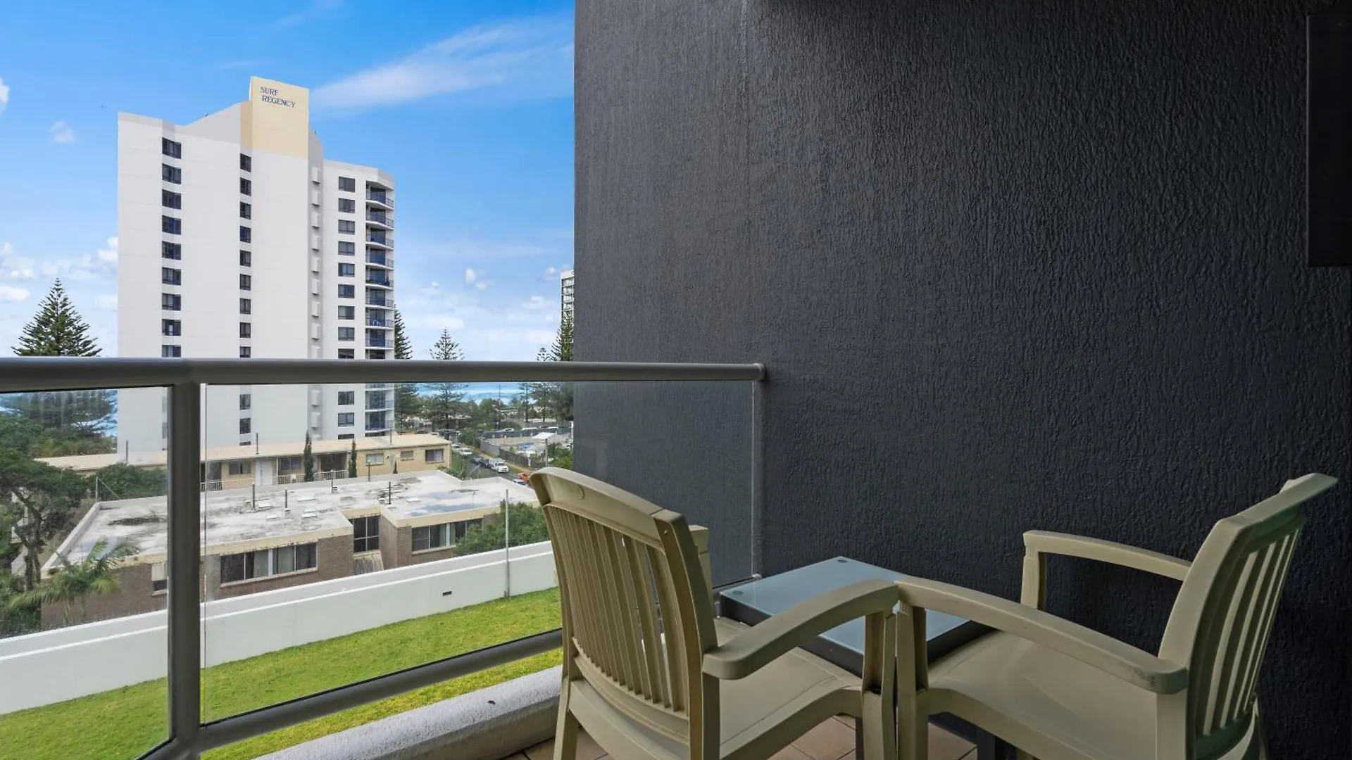 Legends Apartments - Qstay Gold Coast