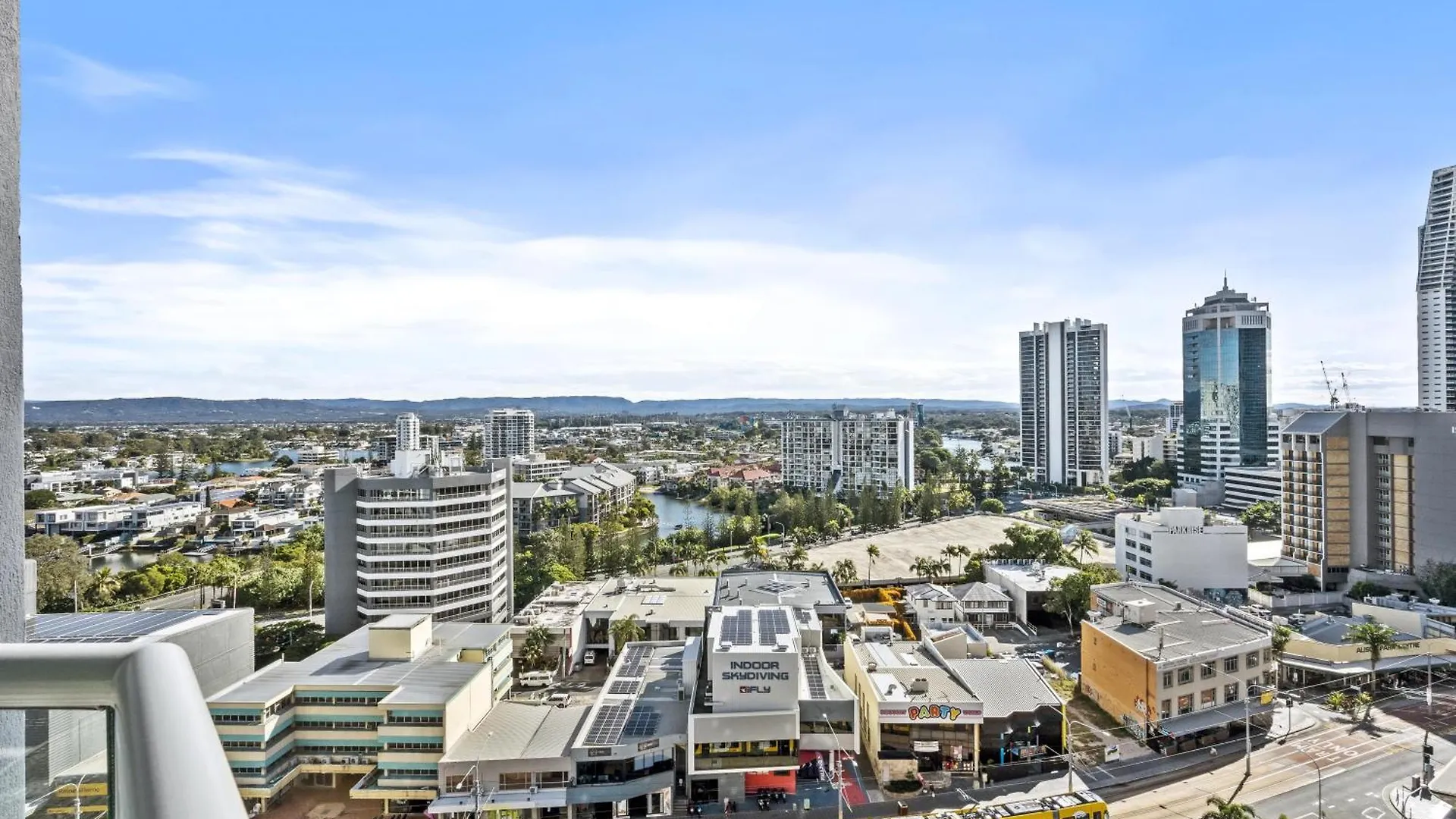 Legends Apartments - Qstay Gold Coast
