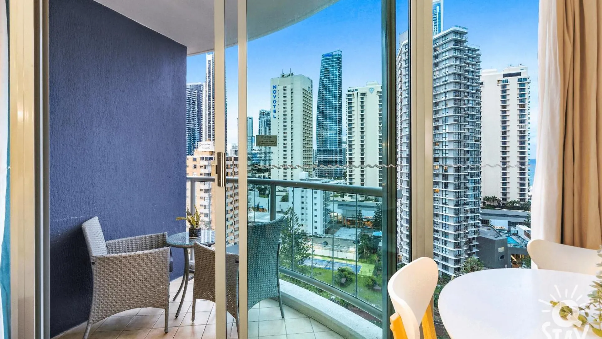 Legends Apartments - Qstay Gold Coast 0*,