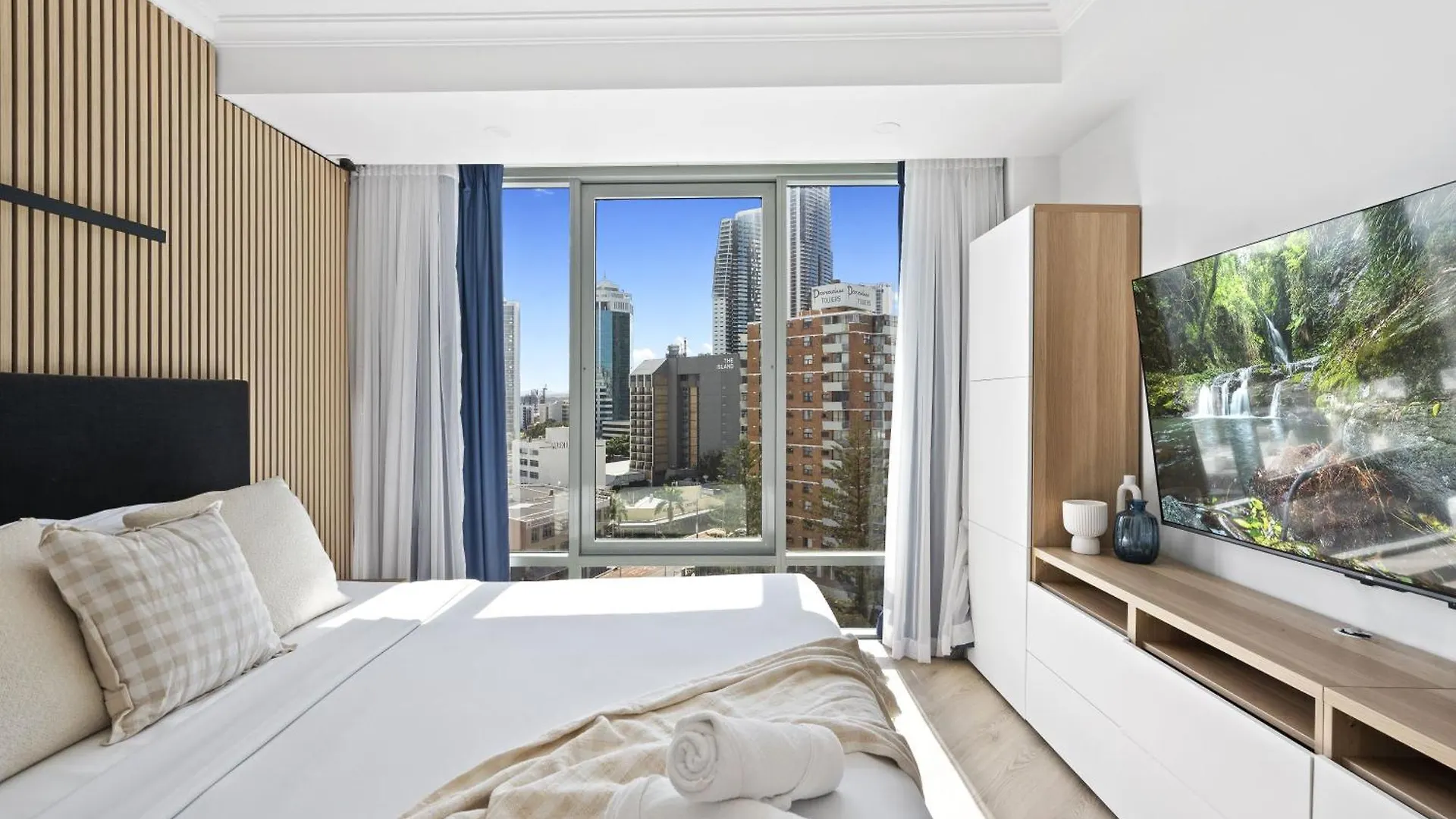 Legends Apartments - Qstay Gold Coast